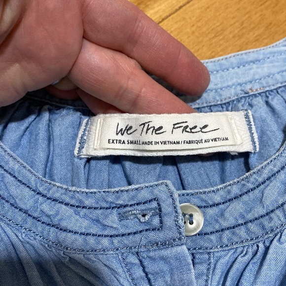 We the Free Chambray Blouse - Picture 4 of 9